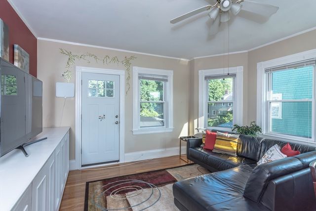 16 Walker St 2, Newton, MA 02460