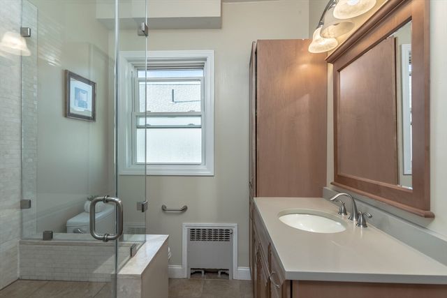 16 Walker St 2, Newton, MA 02460