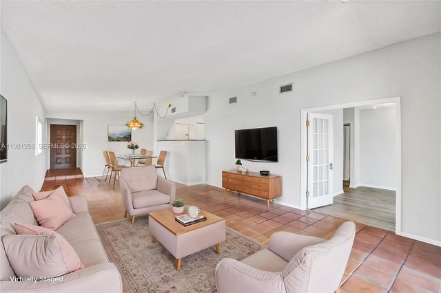 7382 SW 105th Pl, Miami, FL 33173