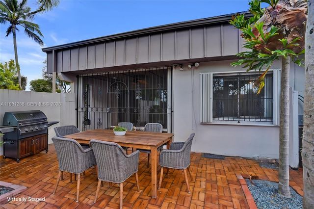 7382 SW 105th Pl, Miami, FL 33173