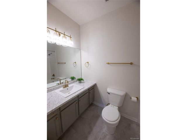 16828 E Gunnison Dr 7D, Aurora, CO 80017