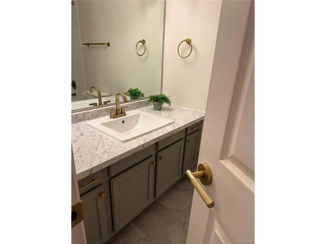 16828 E Gunnison Dr 7D, Aurora, CO 80017