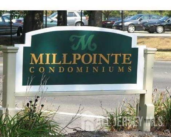 14 College Drive, Edison, NJ 08817