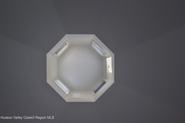 401 Collins Street Stop 11, Hillsdale, NY 12529