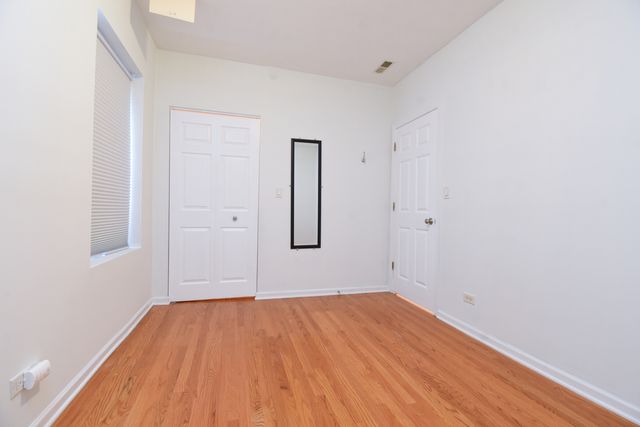 3104 W Argyle Street 1, Chicago, IL 60625