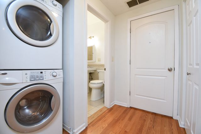 3104 W Argyle Street 1, Chicago, IL 60625