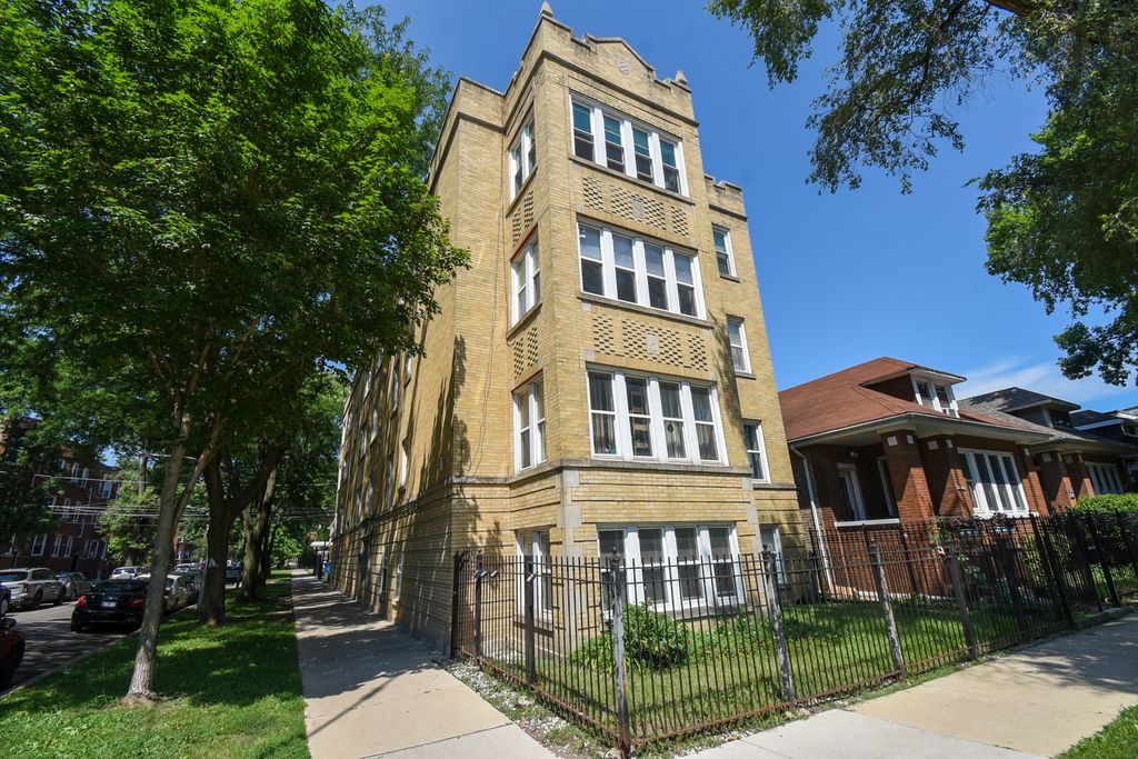 3104 W Argyle Street 1, Chicago, IL 60625