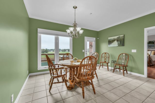 4267 N Woodstock Dr, Clarksville, TN 37040