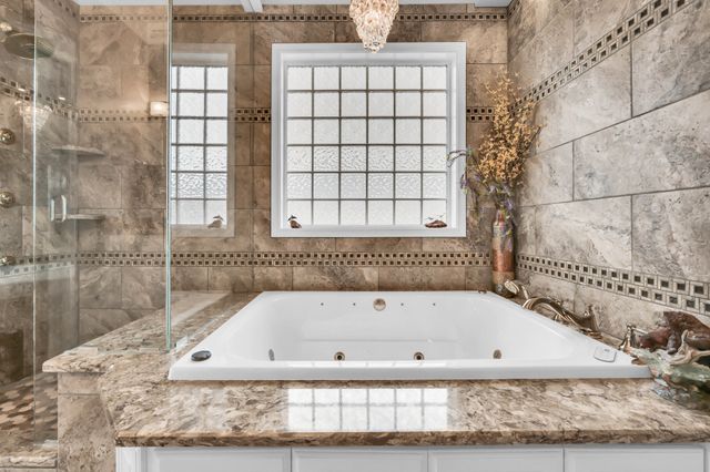 4267 N Woodstock Dr, Clarksville, TN 37040