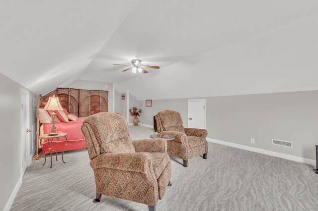 4267 N Woodstock Dr, Clarksville, TN 37040