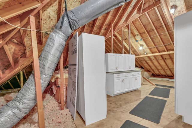 4267 N Woodstock Dr, Clarksville, TN 37040