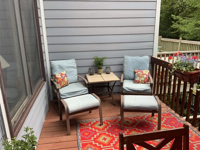 2424 E Collier Avenue, Grand Rapids, MI 49546