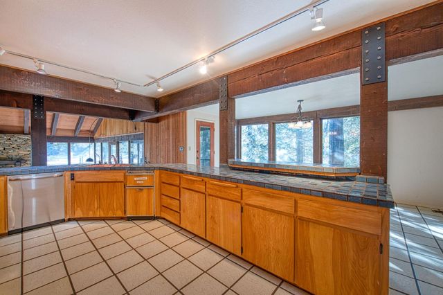 39326 Littlefield Road, Shaver Lake, CA 93664