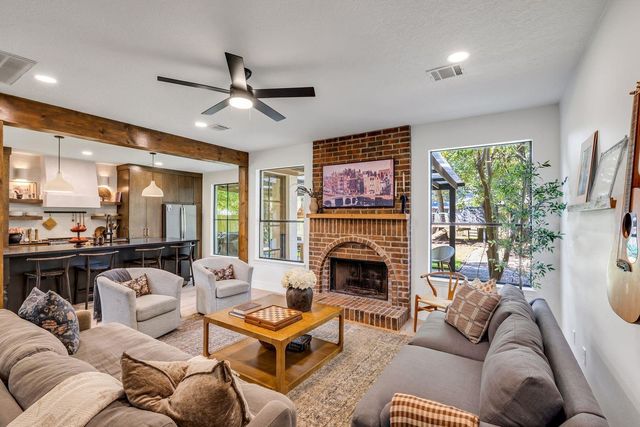 748 Forest Lane Drive, Conroe, TX 77302