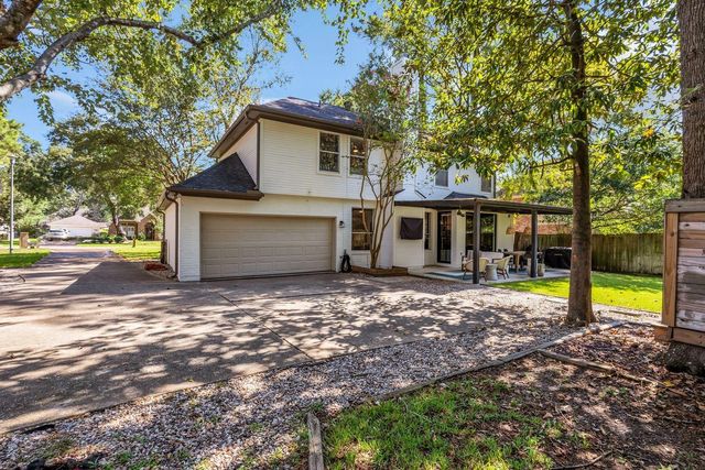 748 Forest Lane Drive, Conroe, TX 77302