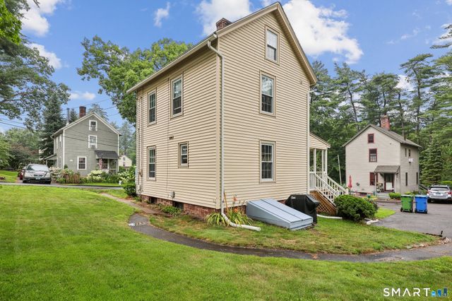 10 Middle Lane, Simsbury, CT 06070