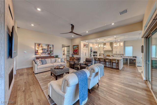 116 Stone Mesa Court, Henderson, NV 89011