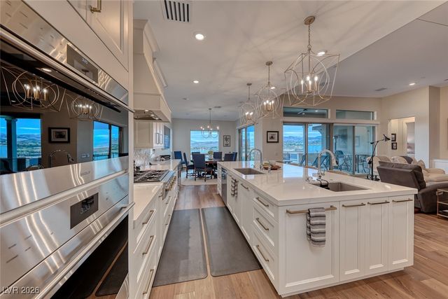 116 Stone Mesa Court, Henderson, NV 89011