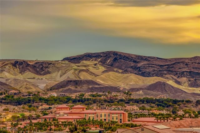 116 Stone Mesa Court, Henderson, NV 89011