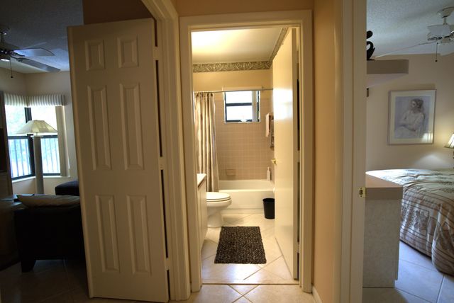 2956 Carambola Circle S 2031, Coconut Creek, FL 33066