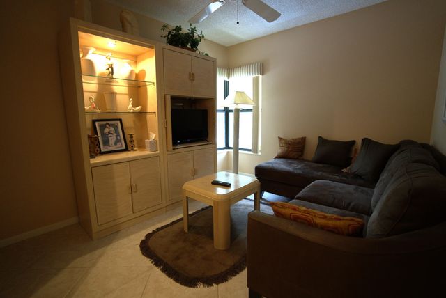 2956 Carambola Circle S 2031, Coconut Creek, FL 33066