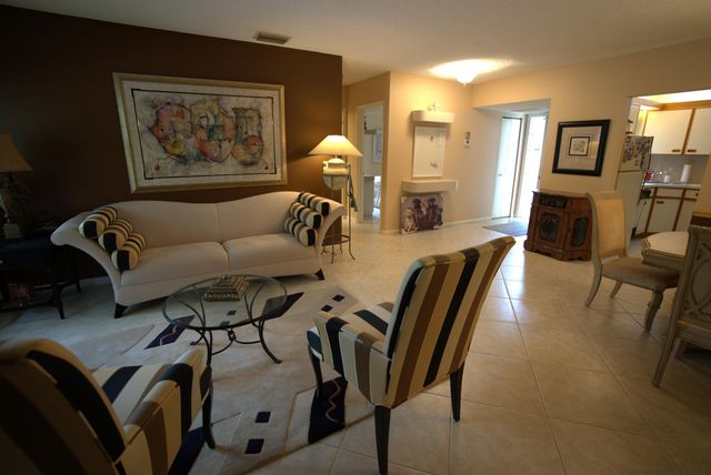 2956 Carambola Circle S 2031, Coconut Creek, FL 33066