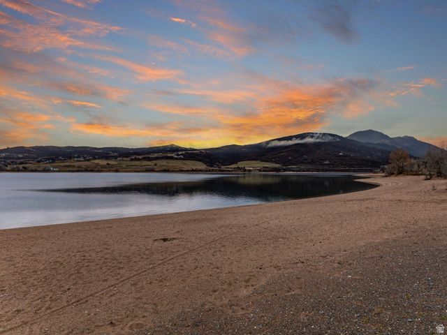 6611 E 100 S, Huntsville, UT 84317