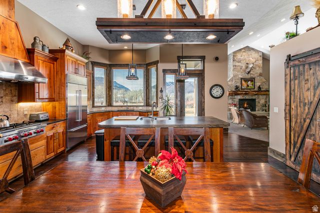 6611 E 100 S, Huntsville, UT 84317