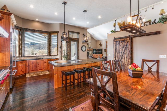 6611 E 100 S, Huntsville, UT 84317