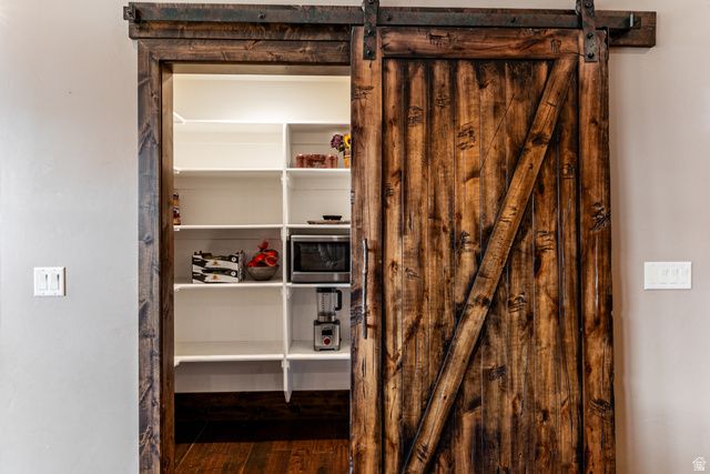 6611 E 100 S, Huntsville, UT 84317