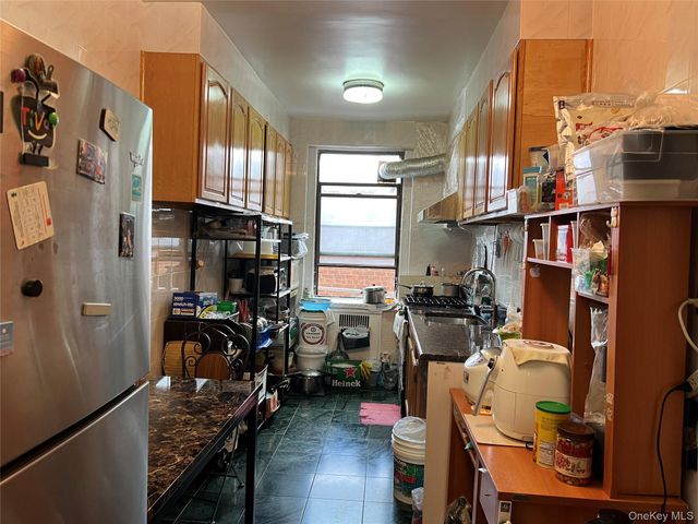 40-35 Ithaca Street 3D, Elmhurst, NY 11373