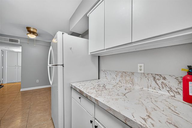 7703 Moonmist Drive D, Houston, TX 77036