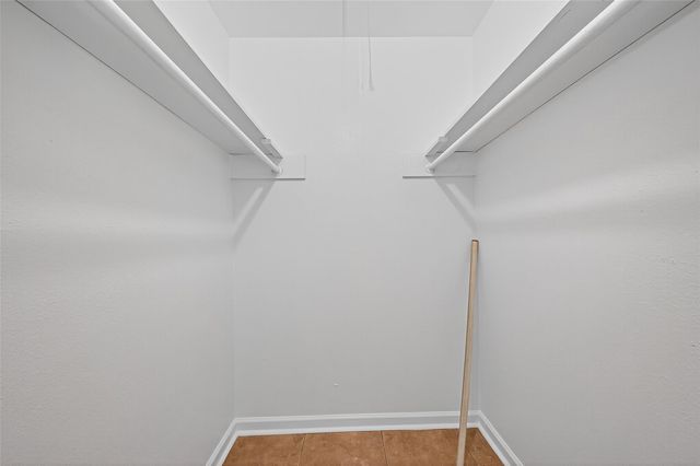 7703 Moonmist Drive D, Houston, TX 77036