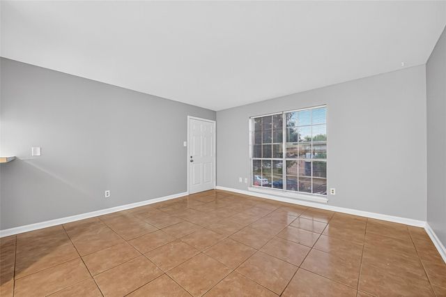 7703 Moonmist Drive D, Houston, TX 77036