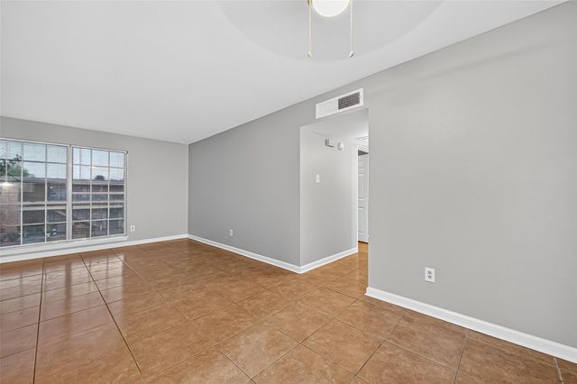 7703 Moonmist Drive D, Houston, TX 77036