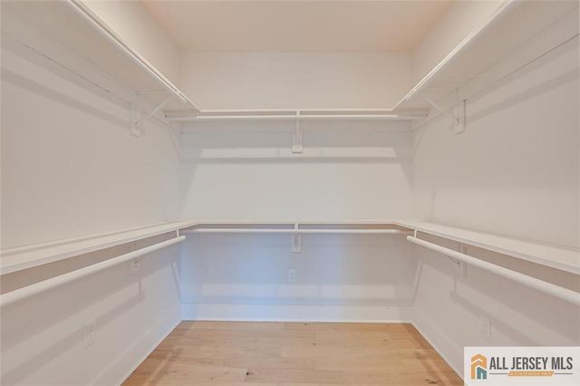 130 Garden Terrace, Edison, NJ 08817