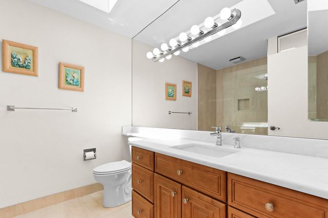 327 Ridge Road, Jupiter, FL 33477