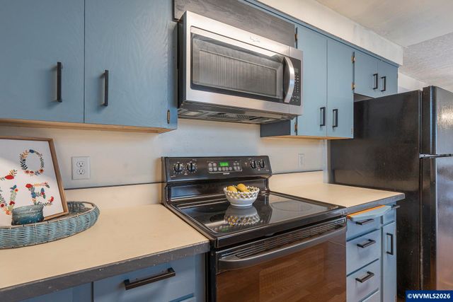 1411 NE Evans St, Mcminnville, OR 97128