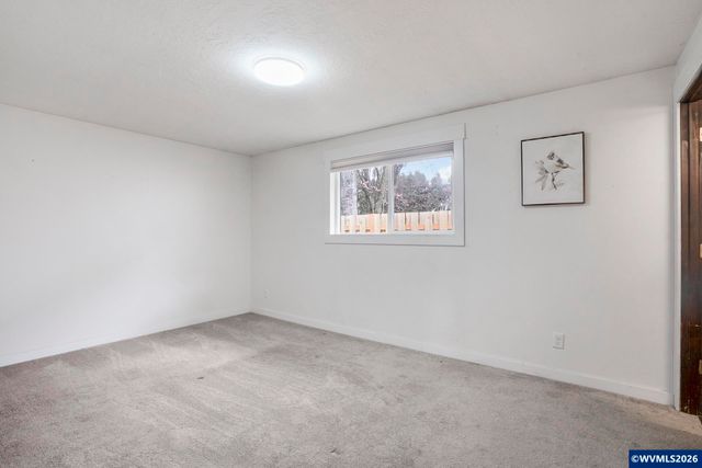 1411 NE Evans St, Mcminnville, OR 97128