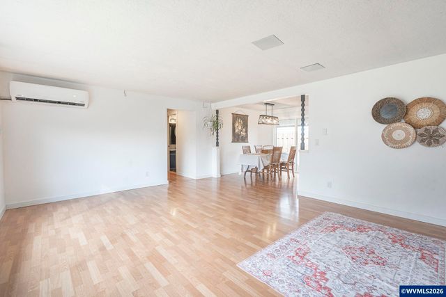 1411 NE Evans St, Mcminnville, OR 97128