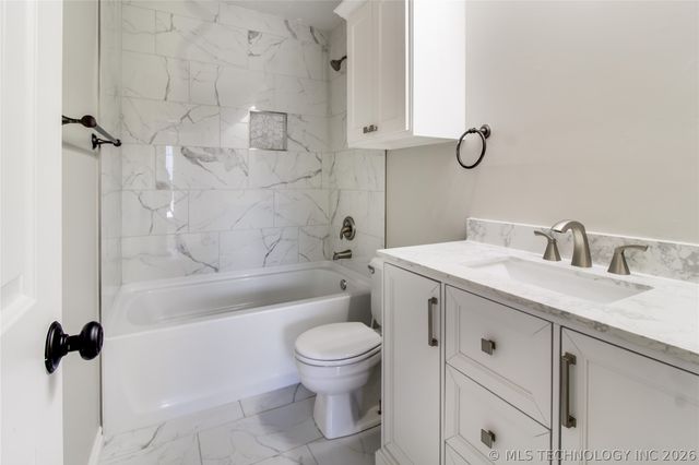 8731 N 121st East Avenue, Owasso, OK 74055