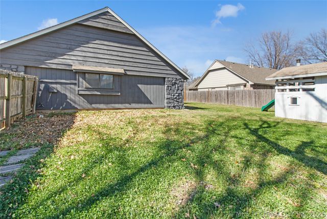 8731 N 121st East Avenue, Owasso, OK 74055
