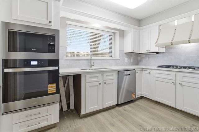 8731 N 121st East Avenue, Owasso, OK 74055