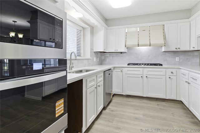 8731 N 121st East Avenue, Owasso, OK 74055