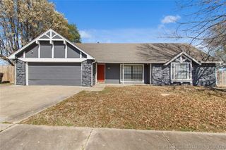 8731 N 121st East Avenue, Owasso, OK 74055