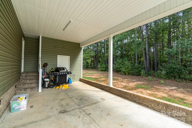 2211 Airport Road, Lancaster, SC 29720