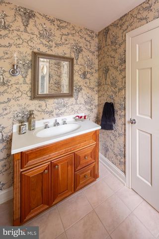 458 HUSTON RD, Wayne, PA 19087