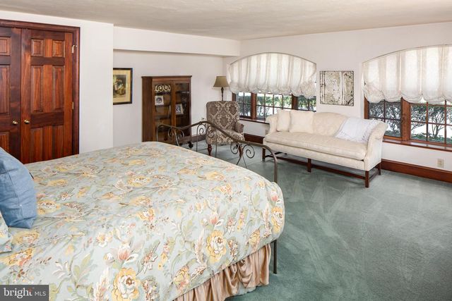 458 HUSTON RD, Wayne, PA 19087