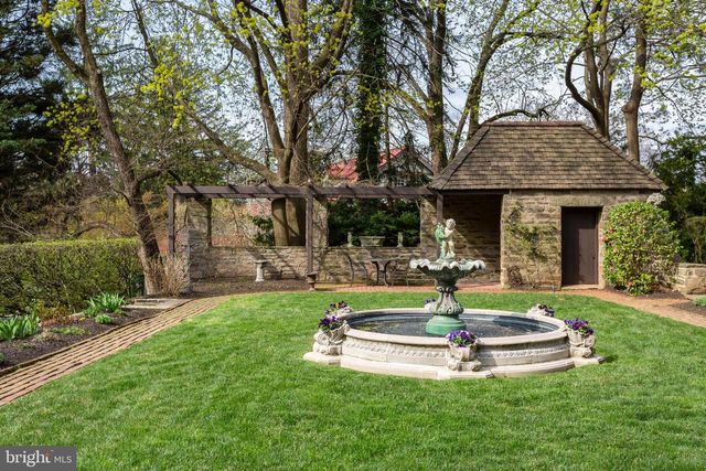 458 HUSTON RD, Wayne, PA 19087