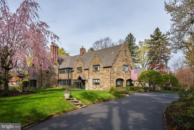 458 HUSTON RD, Wayne, PA 19087